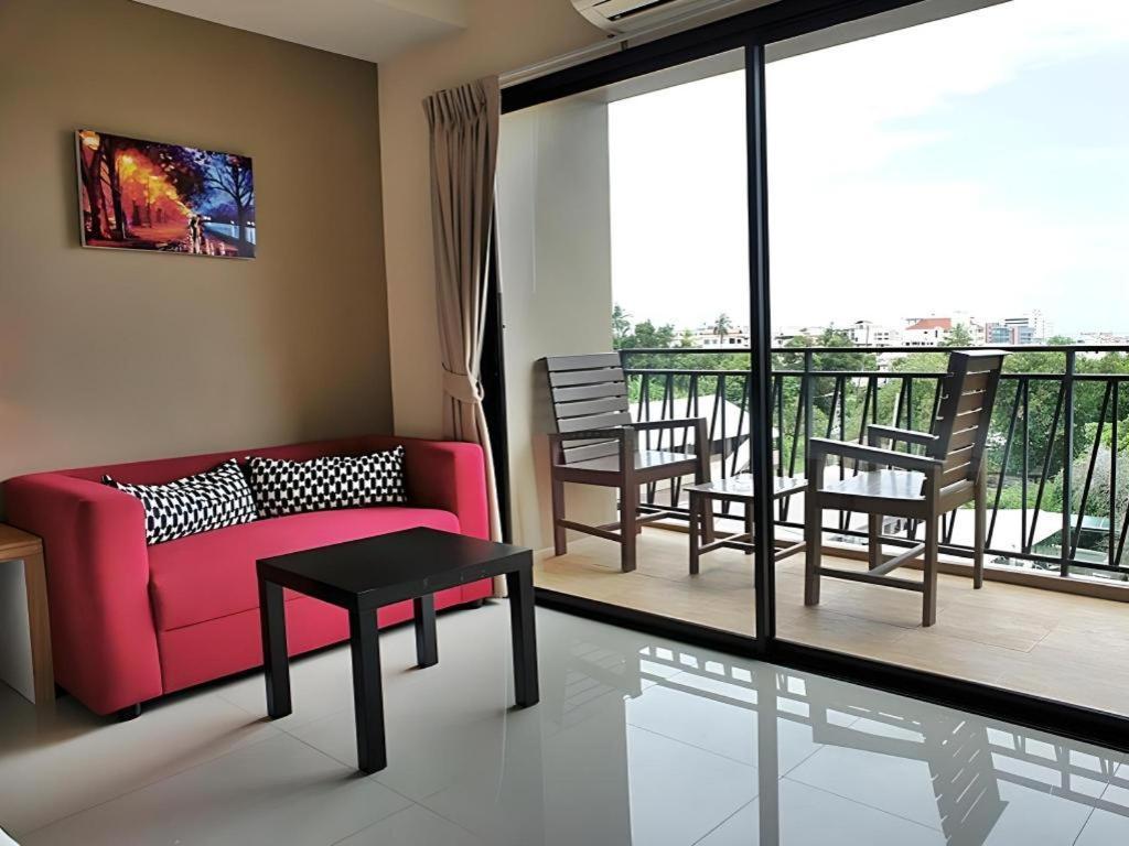 T5 Suites Паттая Екстер'єр фото