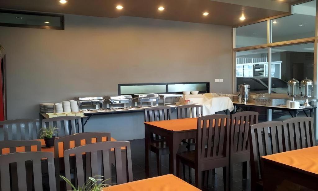 T5 Suites Паттая Екстер'єр фото